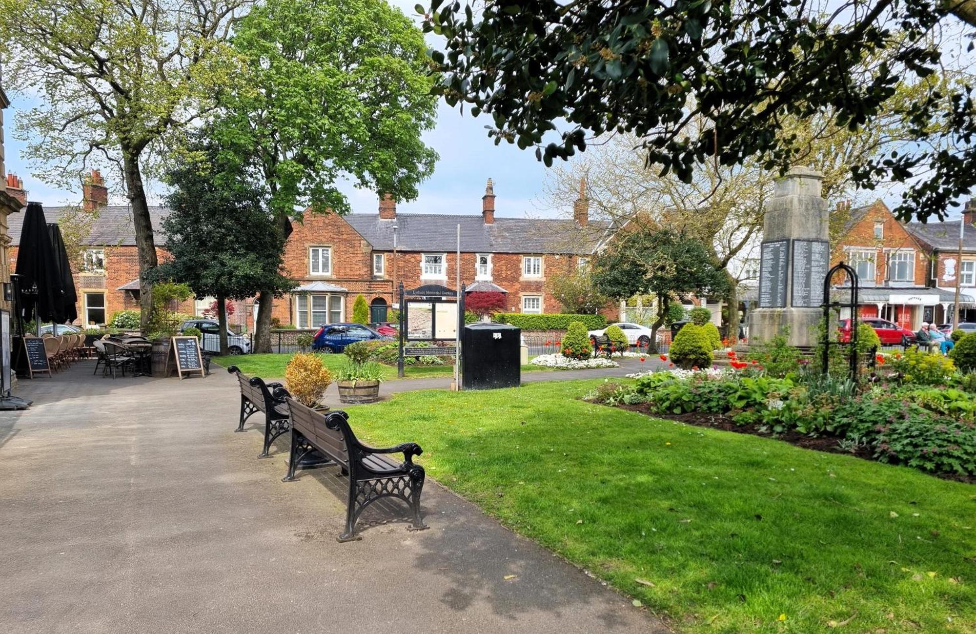 Appartamento Windmill House Lytham Lytham St Annes Esterno foto
