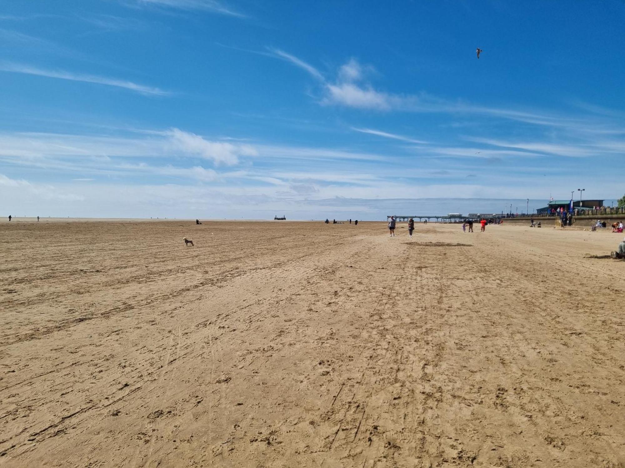 Appartamento Windmill House Lytham Lytham St Annes Esterno foto